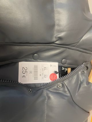 Chaleco Corto Gris,efecto piel,de abrigo