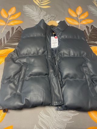 Chaleco Corto Gris,efecto piel,de abrigo