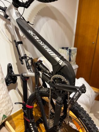 Moustache Samedi 29 Trail 5 talla L