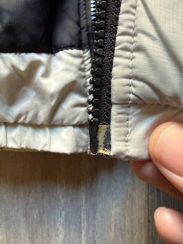 Chaqueta The North Face Negra y Blanca