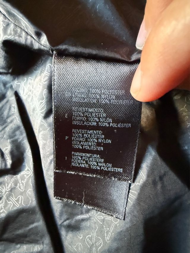 Chaqueta The North Face Negra y Blanca