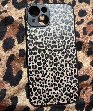 Cover per cellulare con stampa leopardata
