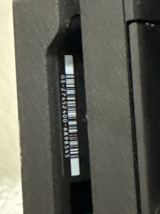 PS4 Pro 1TB + Dualshock 4 + Bloodborne