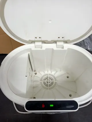 Base de carga y vaciado aspirador Ultenic T10