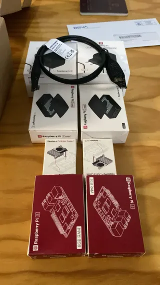 Raspberry Pi 5 8GB RAM + Accesorios