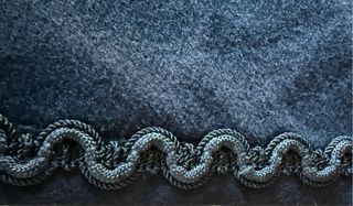 Capa chal tipo poncho muy grande (1,98 x 1,33 m)