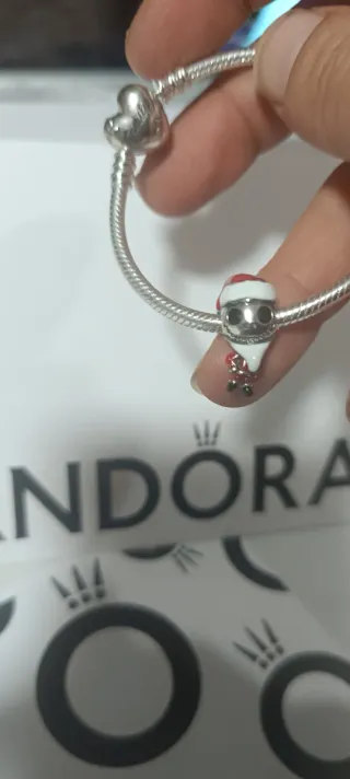 Pandora Grinch Charm navidad
