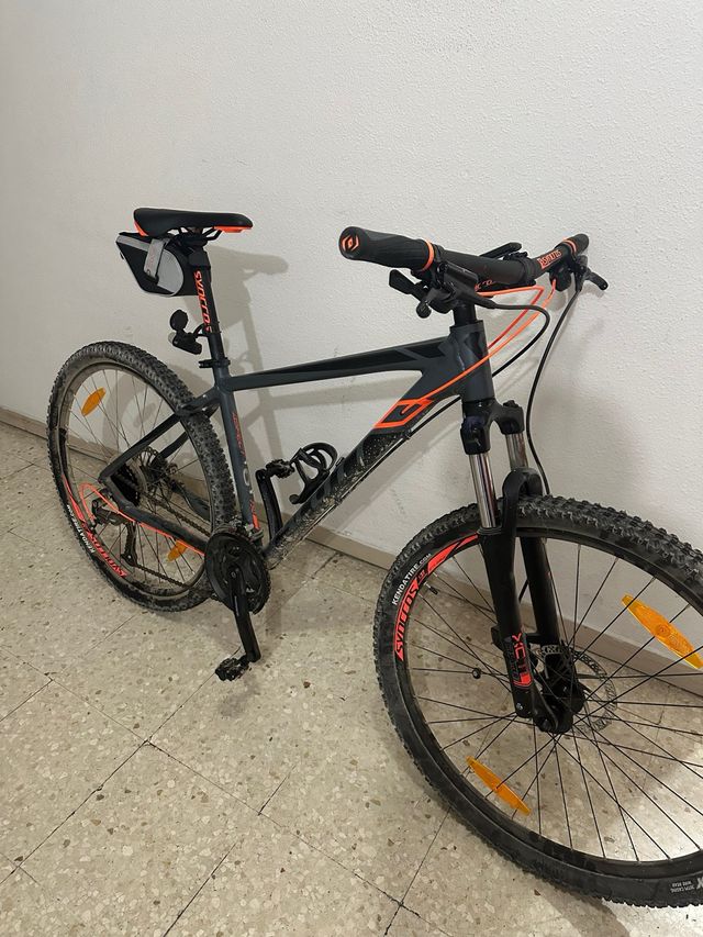 Bicicleta de Montaña Scott