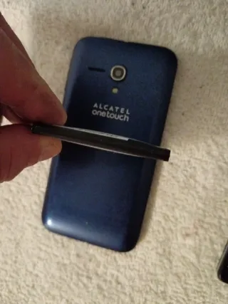 3 cellulari Alcatel, ZTE e LG per pezzi