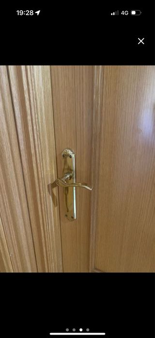 Puertas macizas de pino