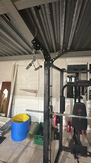 Máquina de gimnasio multifuncional