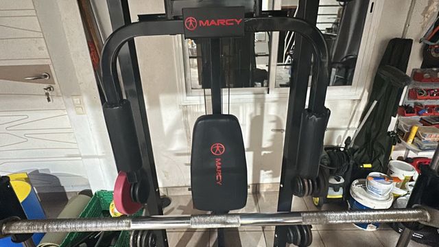 Máquina de gimnasio multifuncional