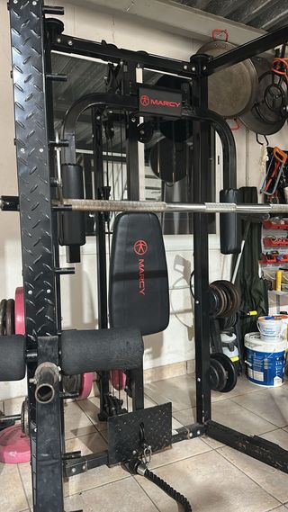 Máquina de gimnasio multifuncional