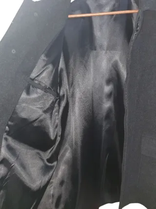 Abrigo de lana negro