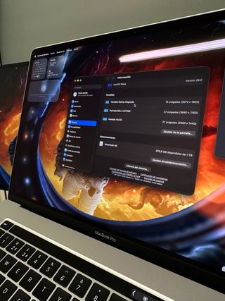 MacBook Pro i9 Doble Gráfica + Paq Adobe