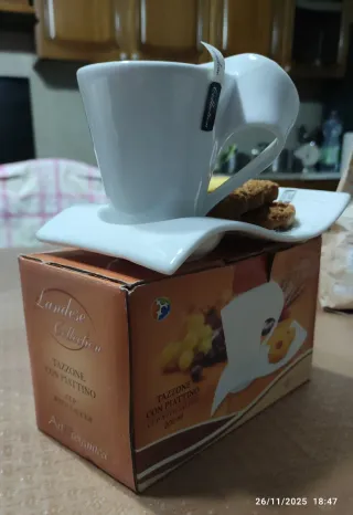 2 Tazzoni da Thè completi con piattino a Onda!