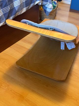 Mecedora bebé madera diseño sueco