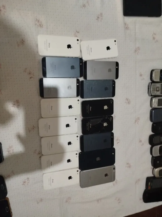 Lote de iPhones