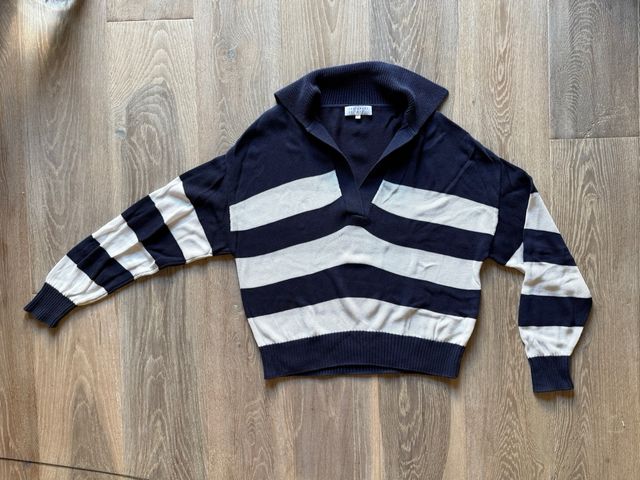 Jersey rayas oversize cuello pico