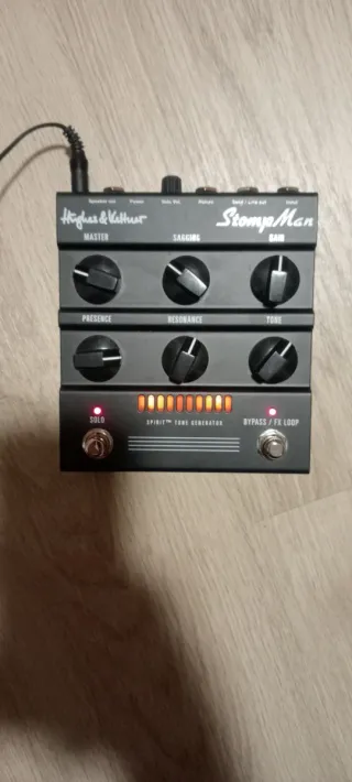 Hughes & Kettner StompMan Pedal Amplificador