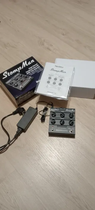 Hughes & Kettner StompMan Pedal Amplificador
