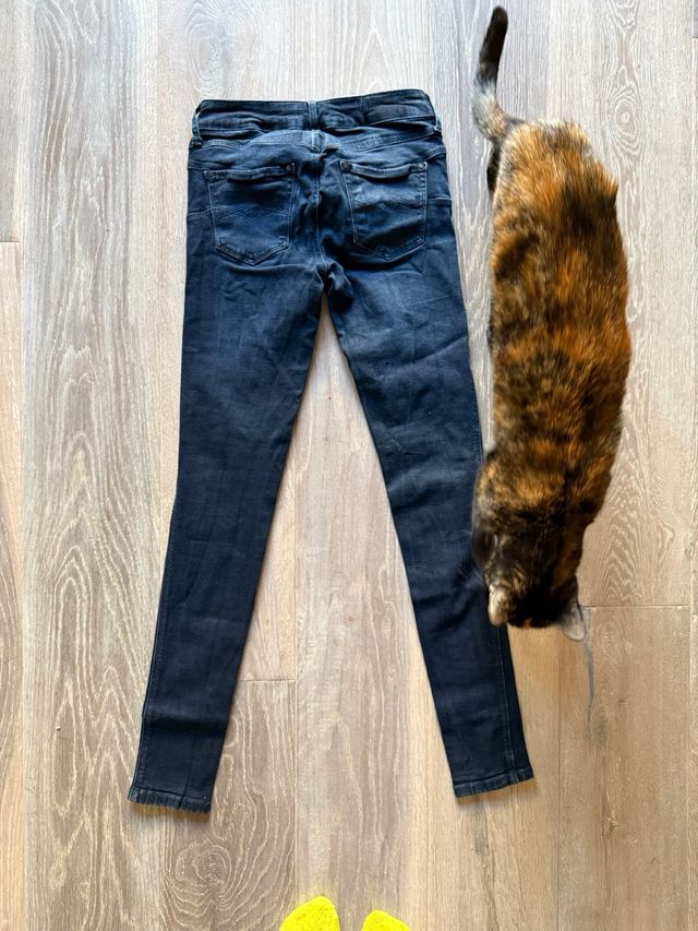 Pantalón pitillo push up Mango azul oscuro