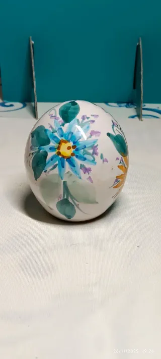 Uovo portafortuna ceramica Solimene Vietri sul Mar