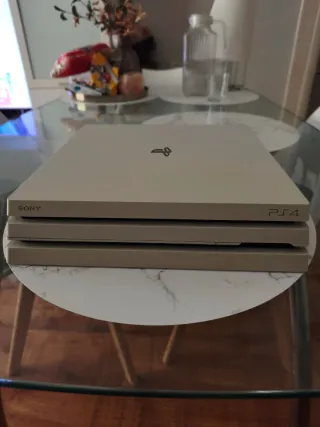 PlayStation 4 Pro Blanca