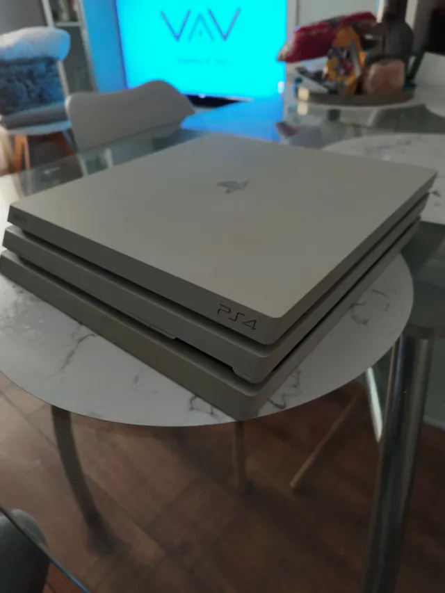 PlayStation 4 Pro Blanca