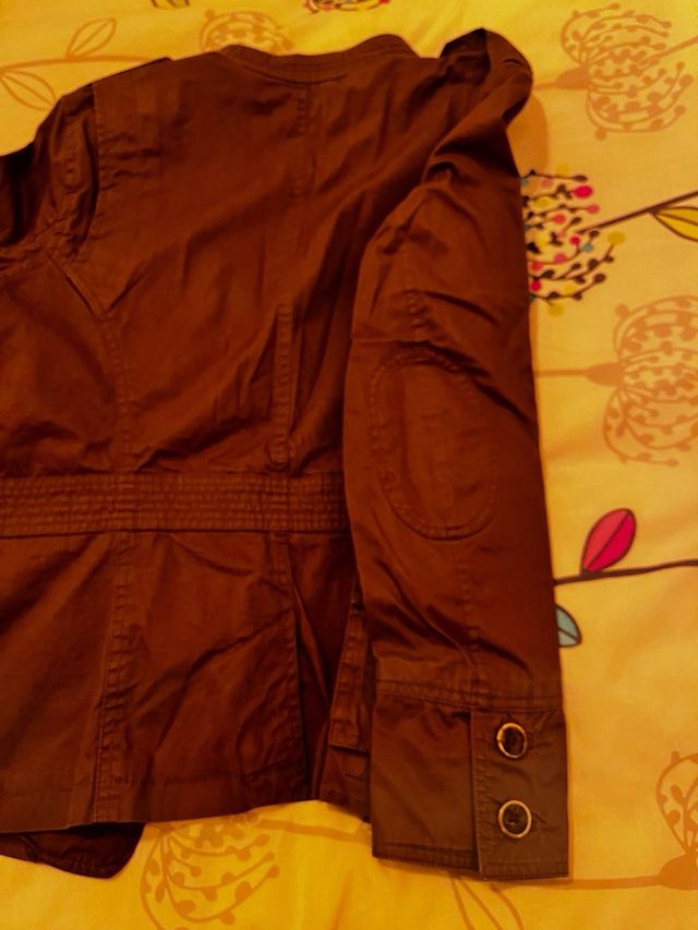 chaqueta abotonada de entretiempo para mujer