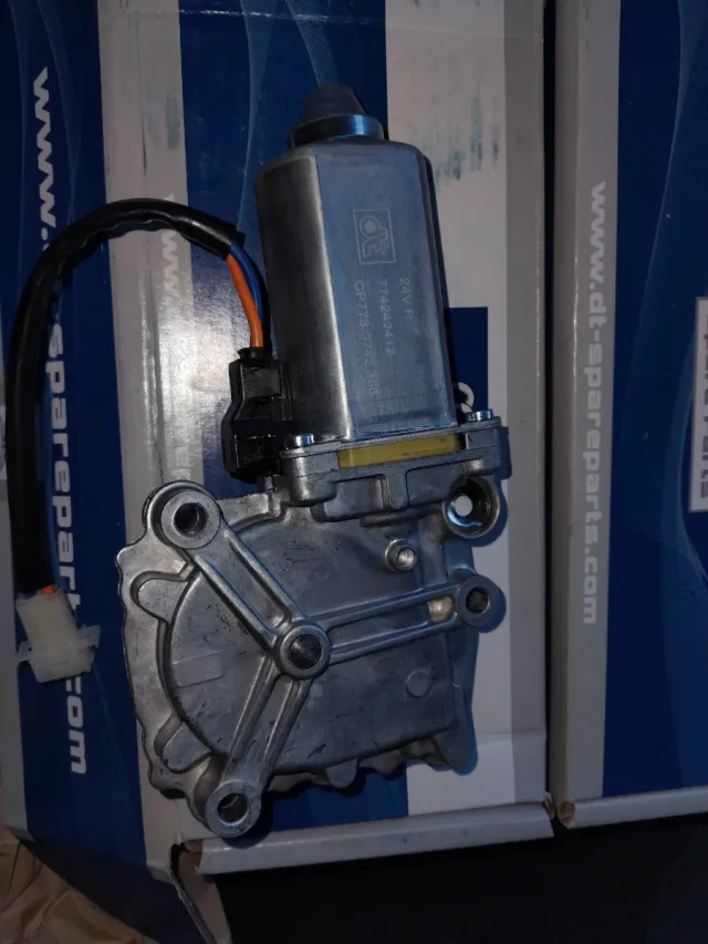 Motor elevalunas Scania