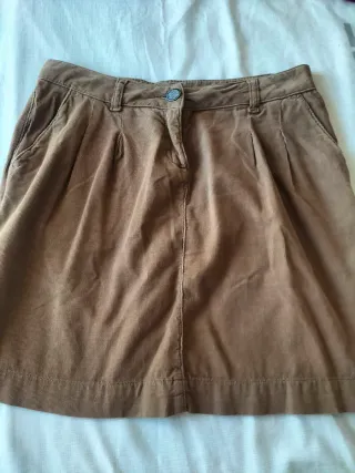 Falda corta marrón Etiem.