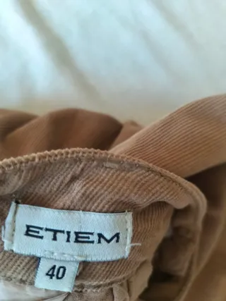 Falda corta marrón Etiem.