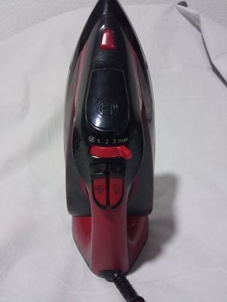 Plancha Bosch Roja y Negra