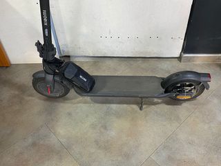 Patinete Eléctrico Xiaomi Mi 4 Gen 1