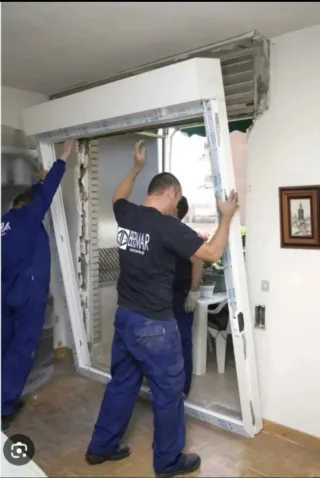 Instalación de ventanas y puertas