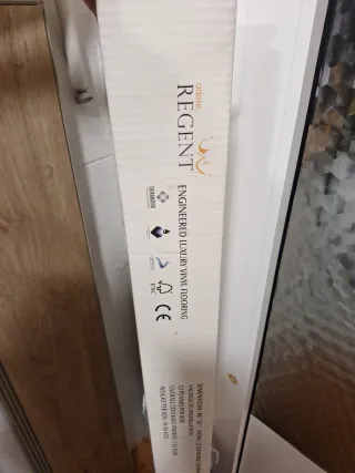 Suelo vinílico Adore Regent