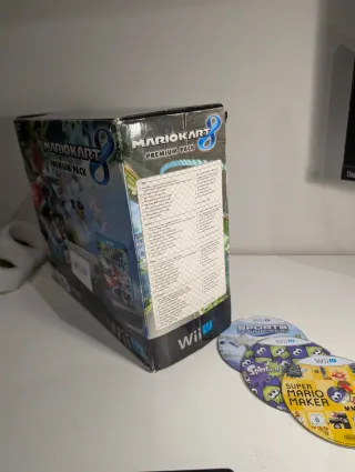 Nintendo Wii U Premium Pack Mario Kart 8