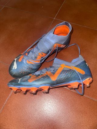 Botas de fútbol Nike Talla 43 y puma 43