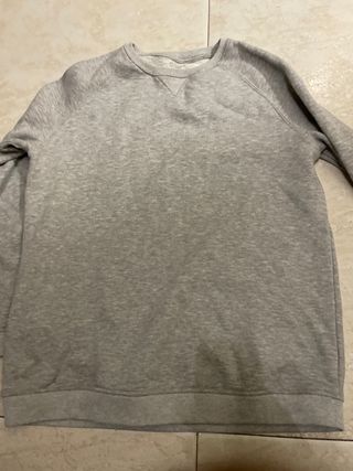 Sudadera gris