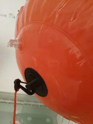 Boya de buceo Beuchat naranja