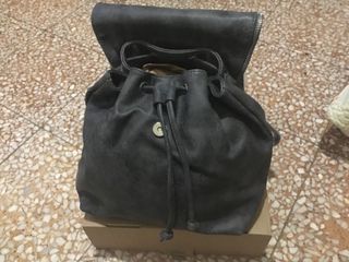 Mochila Misako gris con cierre botón