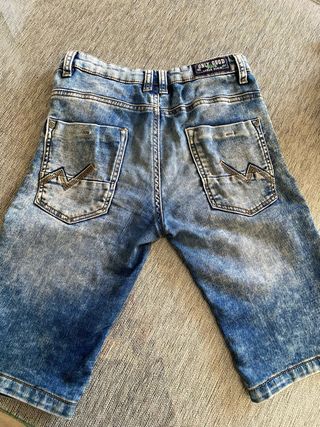 pantalón corto niño talla 9 años marca OVS
