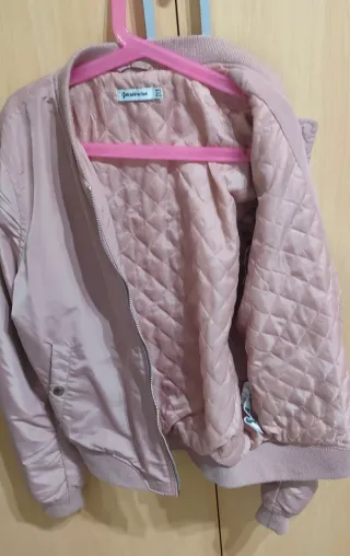 Chaqueta bomber Stradivarius rosa Talla XS