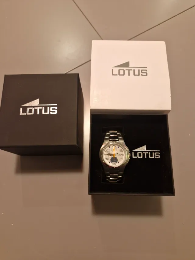 Reloj Lotus Cronógrafo Hombre Plata Blanco