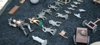 Set di figure medievali per presepe e diorami