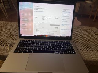 Apple MacBook Pro. A1708