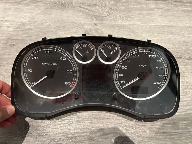 Velocímetro Peugeot 307