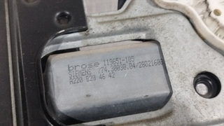 ELEVALUNAS DELANTERO IZQUIERDO MERCEDES-BENZ CLAS