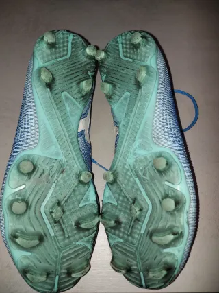 Botas de fútbol pumba